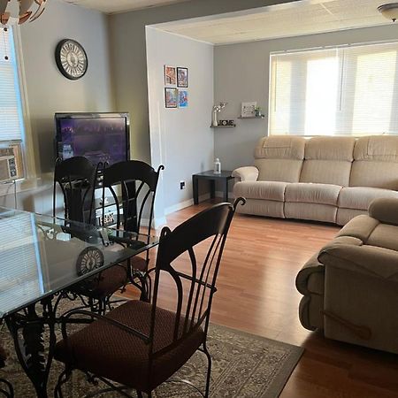 Lovely Three Bedroom Apartment Near Jersey City And Newyork Linden Exterior foto
