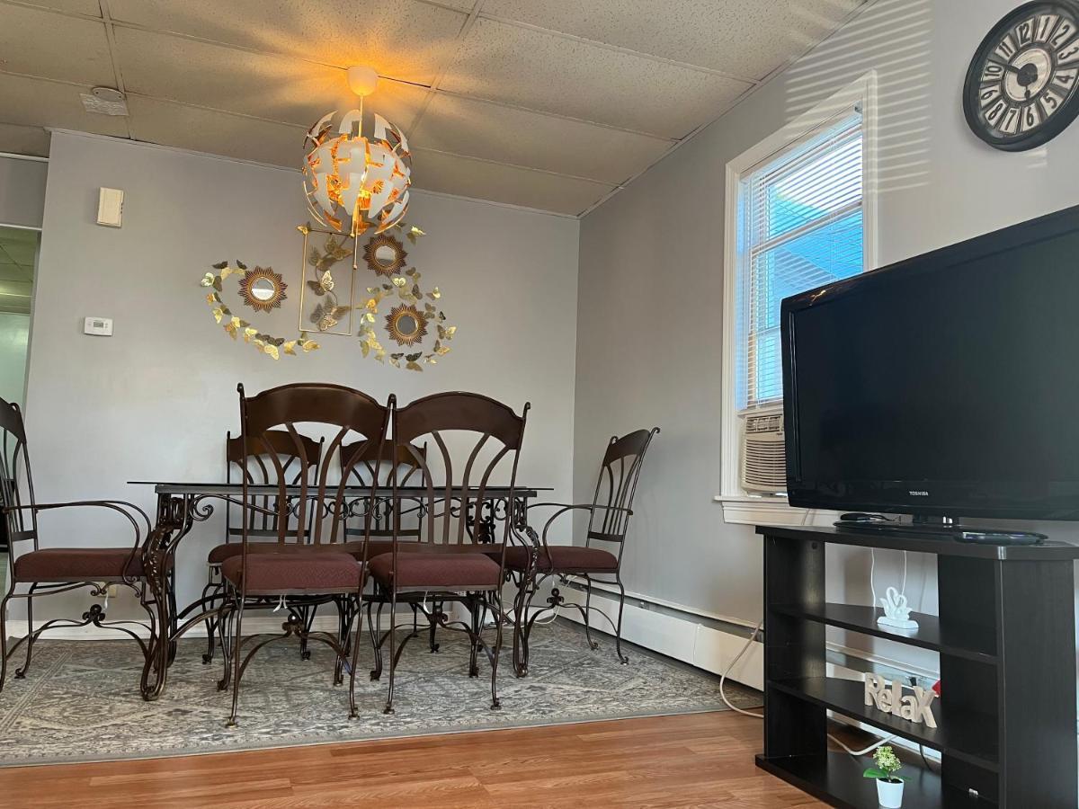 Lovely Three Bedroom Apartment Near Jersey City And Newyork Linden Exterior foto