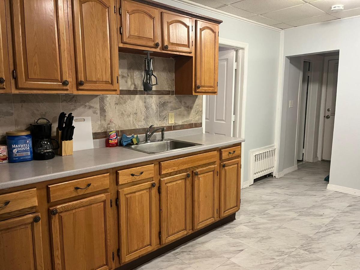 Lovely Three Bedroom Apartment Near Jersey City And Newyork Linden Exterior foto